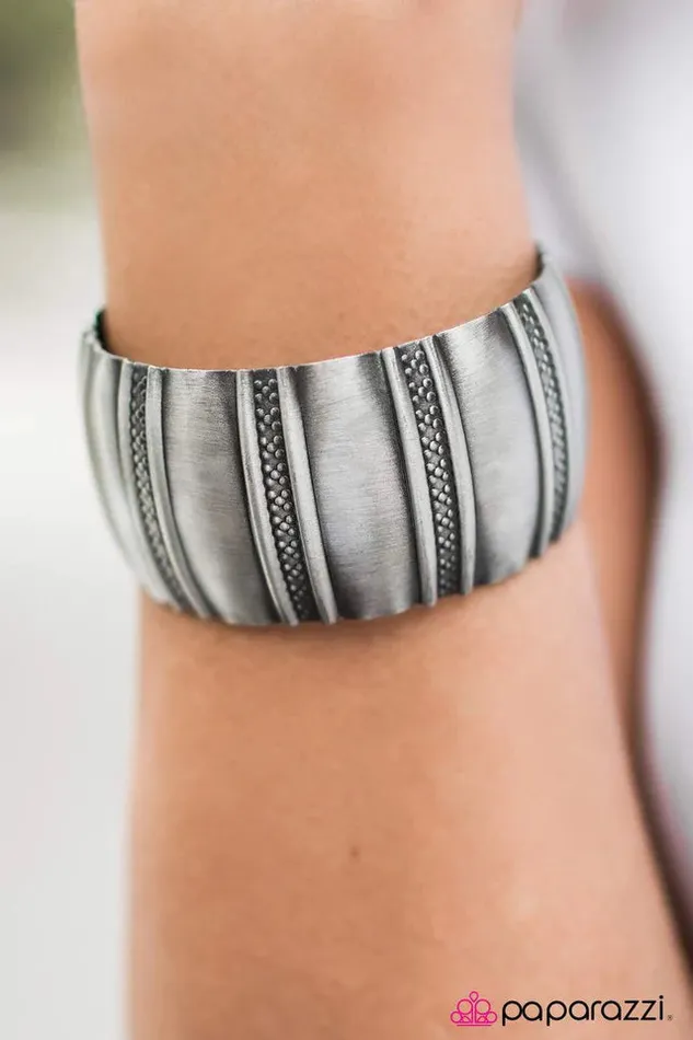 Paparazzi Jewelry Bracelets Paparazzi Bracelet Thats A Cinch Silver