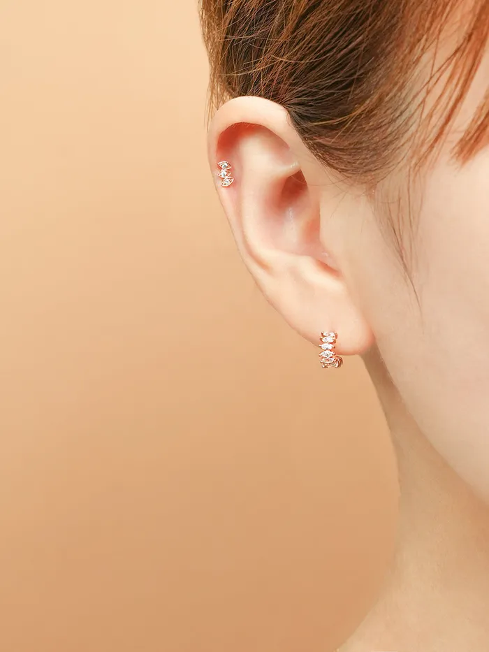 Earrings MinimalBijoux 14K Gold Wing Curve Cubic Cartilage Earring 18G16G