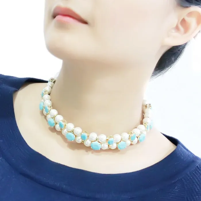 Alamode Necklaces LO4661 Gold Brass Necklace with Synthetic Glass Bead in White