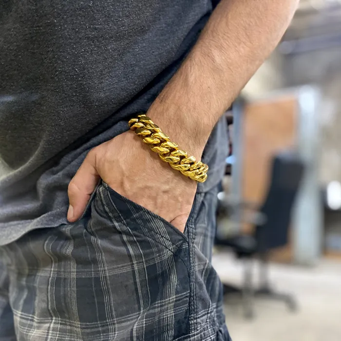 Bling Cartel Mens 24K Gold Plated Over 316L Stainless Steel Cuban Bracelet 85 20MM Bracelets Bling Cartel Mens 24K Gold Plated Over 316L Stainless Steel Cuban Bracelet 85 20MM Bracelets