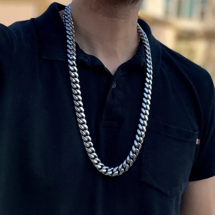 Bling Cartel Necklaces 316L Stainless Steel Chain Miami Cuban Link Necklace 30 x 14MM Bling Cartel Necklaces 316L Stainless Steel Chain Miami Cuban Link Necklace 30 x 14MM