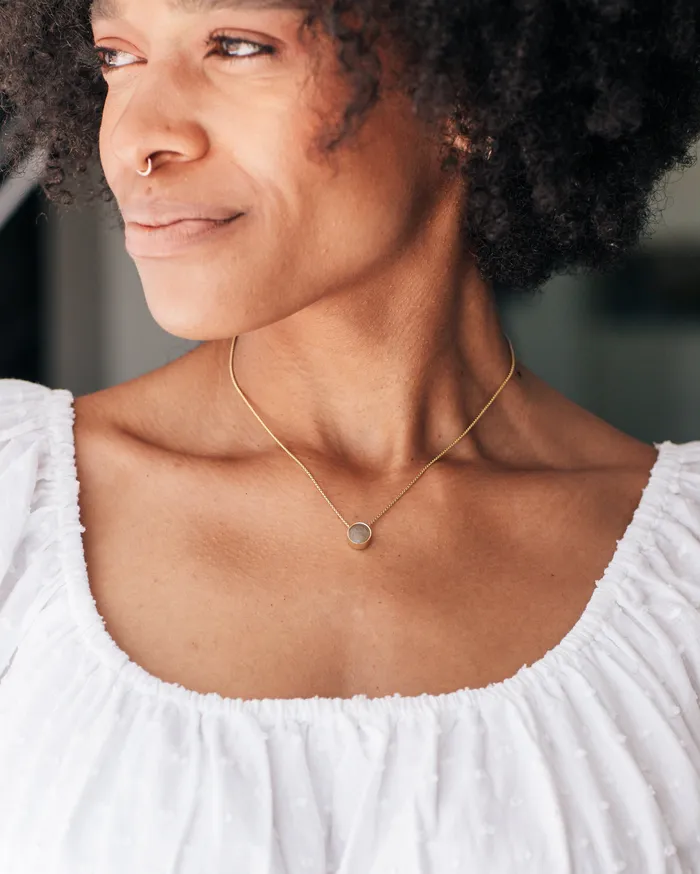 closebymejewelry Necklaces 8mm Sliding Solitaire Cremation Necklace in 14K White Gold
