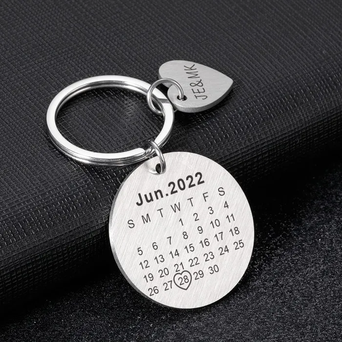 Custom Name and Photo Couple Keychain with Calendar Date VVS Jewelry Necklaces