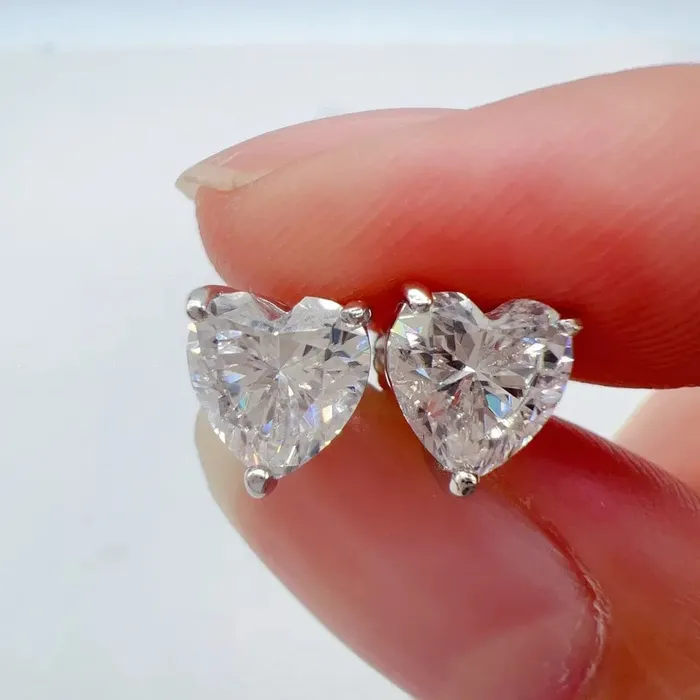 Earrings VVS Jewelry Floating Heart 925 Sterling Silver Moissanite Stud Earrings