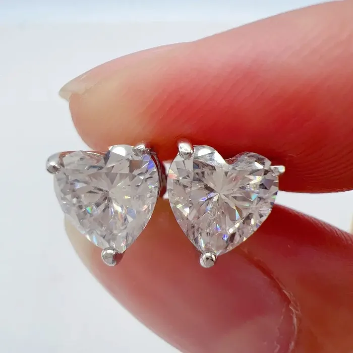 Earrings VVS Jewelry Floating Heart 925 Sterling Silver Moissanite Stud Earrings