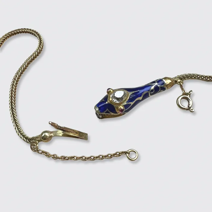 Necklaces 21stfinds Diamond Blue Enamel Ouroboros Necklace