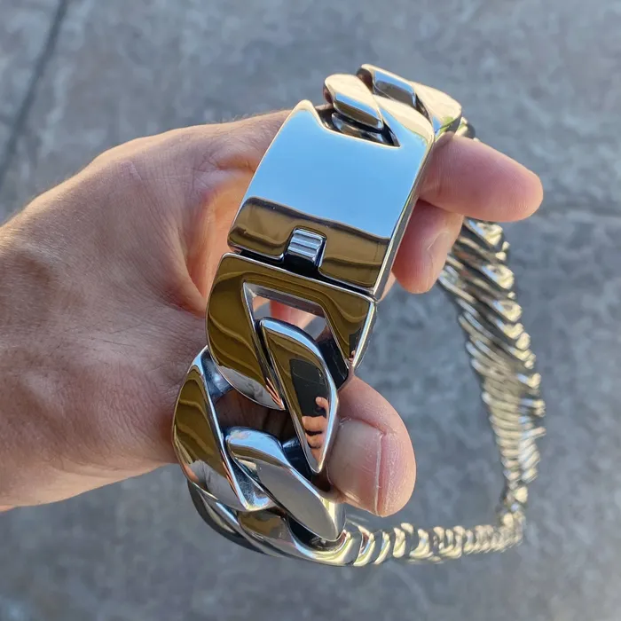 Vivi Mens Huge Chain Silver Cuban 316L Stainless Steel 30MM 46 Necklace Necklaces Vivi Mens Huge Chain Silver Cuban 316L Stainless Steel 30MM 46 Necklace Necklaces