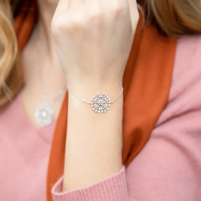 Bracelets BERRICLE Snowflake CZ Rolo Chain Bracelet in Sterling Silver