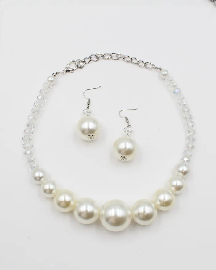 SEPT2024 Necklaces Pearl Necklace Earring Silver Set with Clear Jewels SEPT2024 Necklaces Pearl Necklace Earring Silver Set with Clear Jewels