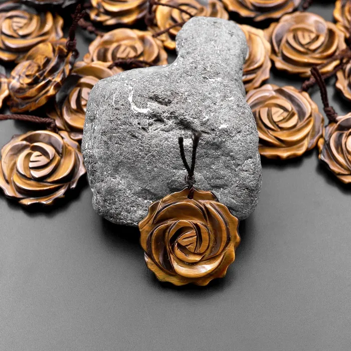 AAA Hand Carved Natural Tigers Eye Rose Flower Pendant Gemstone Focal Bead Intrinsic Trading Necklaces AAA Hand Carved Natural Tigers Eye Rose Flower Pendant Gemstone Focal Bead Intrinsic Trading Necklaces