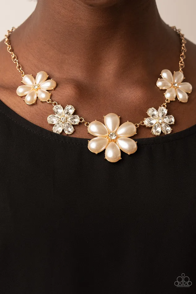 All Eyes On U Jewelry Paparazzi Accessories Necklaces Fiercely Flowering Gold Paparazzi Necklace