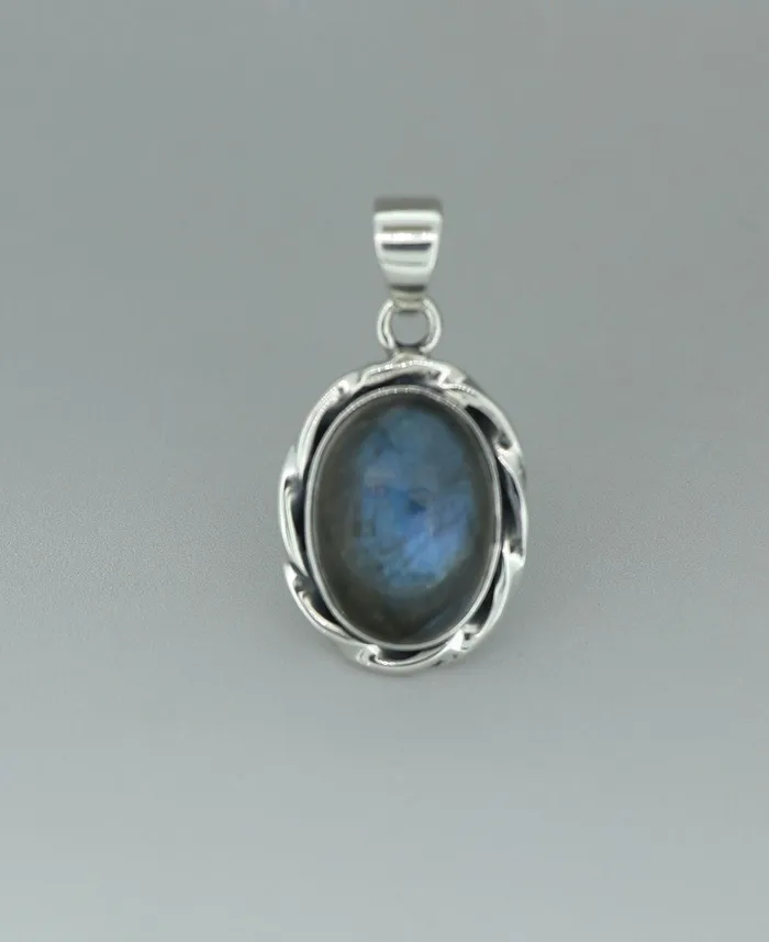 Buddha Groove Necklaces Premium Labradorite Oval Pendant with RopeStyle Silver Frame Buddha Groove Necklaces Premium Labradorite Oval Pendant with RopeStyle Silver Frame