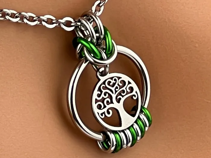 Captive Collars Necklaces Tree of Life Morse