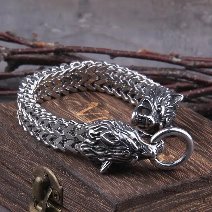 Fenrirs Bite Stainless Steel Wolf Head Chain Pendant Viking Trinkets Necklaces
