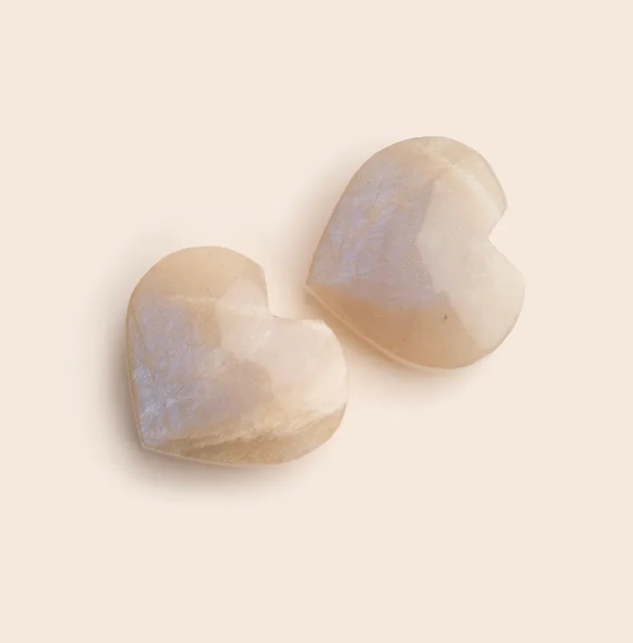 Gemlet Necklaces Heart Palm Stone