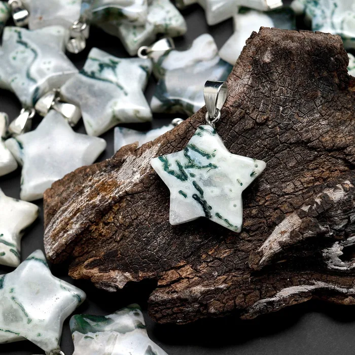 Natural Green Moss Agate Pendant Gemstone Star Intrinsic Trading Necklaces