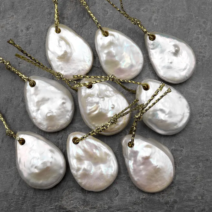 Natural White Teardrop Coin Pearl Pendant Focal Bead Intrinsic Trading Necklaces