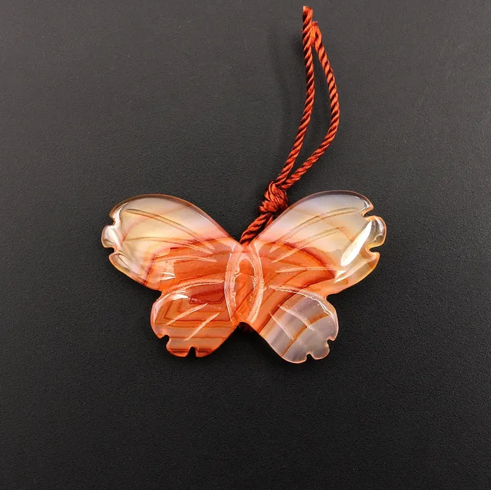 Necklaces Intrinsic Trading Hand Carved Natural Carnelian Butterfly Pendant Vertically Drilled Gemstone Bead