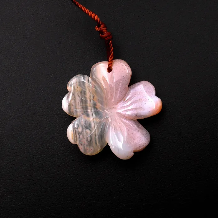 Necklaces Intrinsic Trading Hand Carved Natural Carnelian Flower Pendant Translucent Cream Colors Gemstone Focal Bead